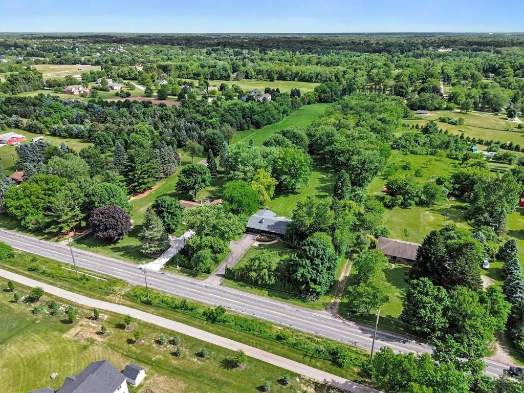 1145 W Bemis Road York Charter Township MI 48176