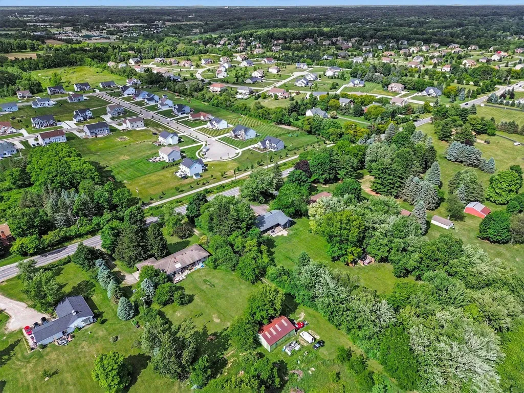 1145 W Bemis Road York Charter Township MI 48176