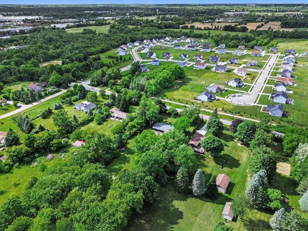 1145 W Bemis Road York Charter Township MI 48176