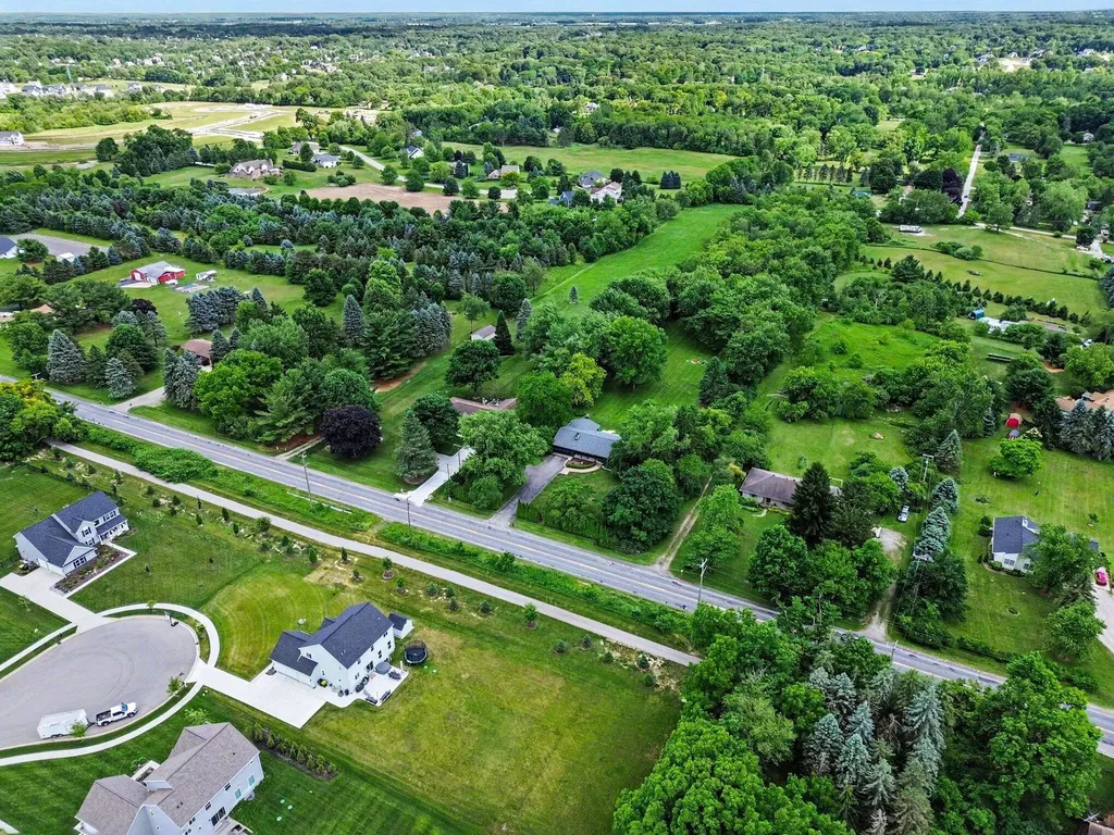 1145 W Bemis Road York Charter Township MI 48176