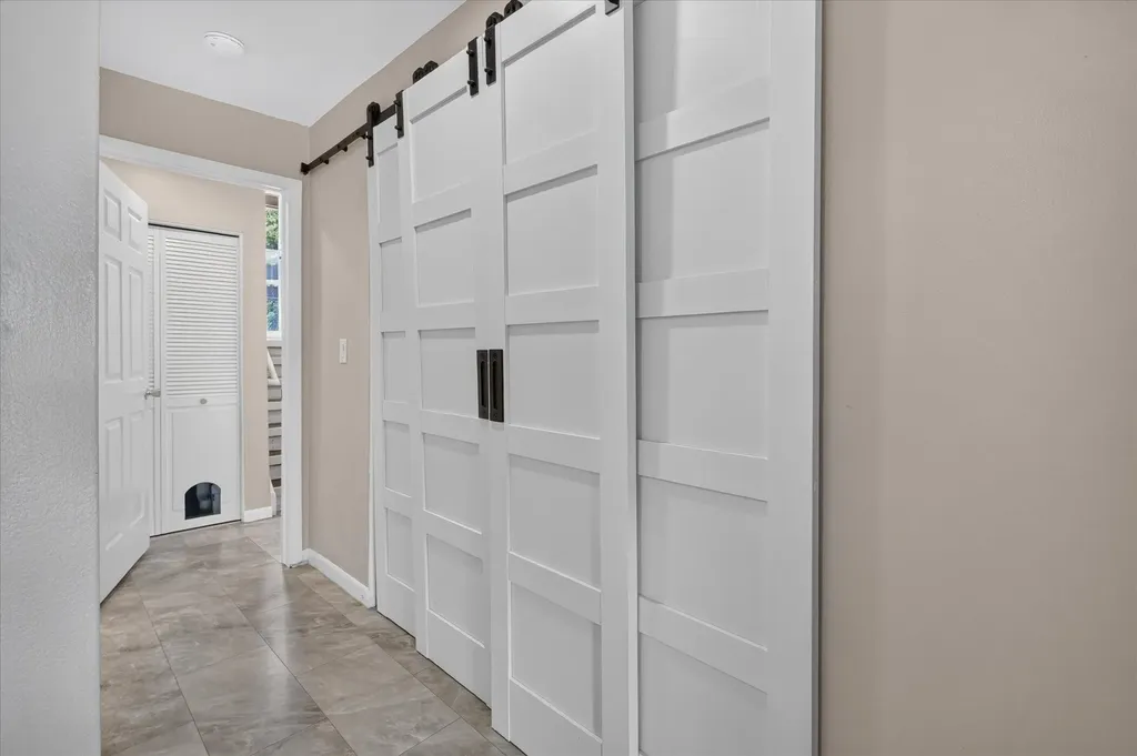 9579 Harbour Cove Court Ypsilanti Charter Township MI 48197