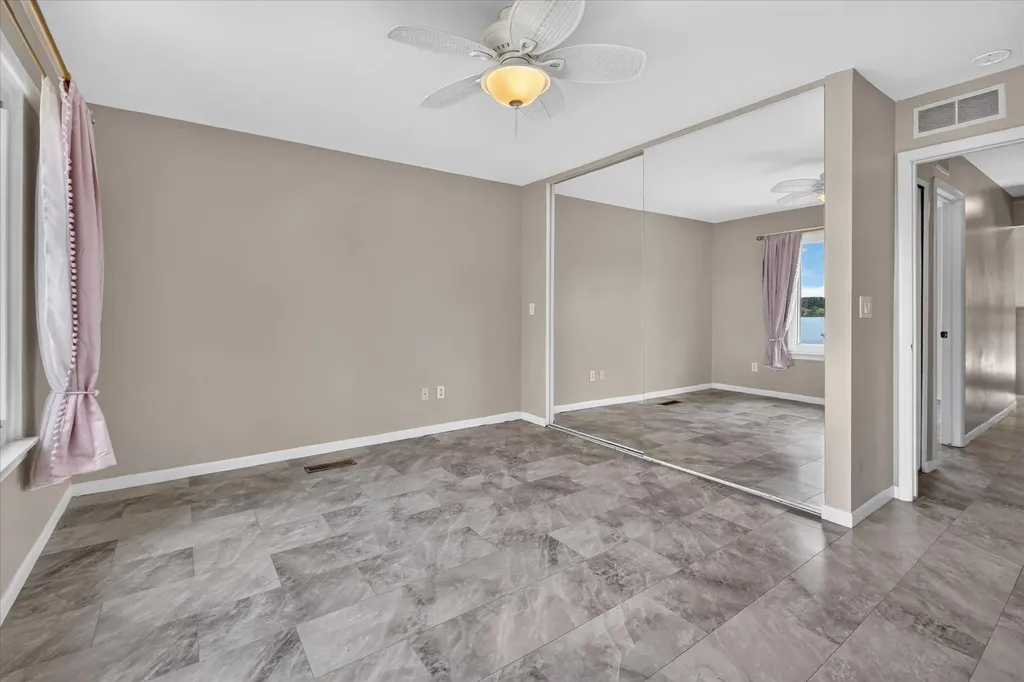 9579 Harbour Cove Court Ypsilanti Charter Township MI 48197