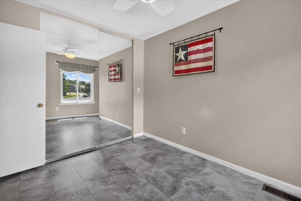 9579 Harbour Cove Court Ypsilanti Charter Township MI 48197