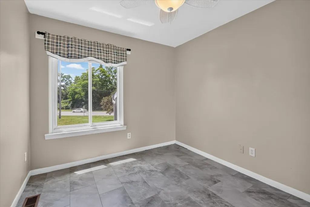 9579 Harbour Cove Court Ypsilanti Charter Township MI 48197