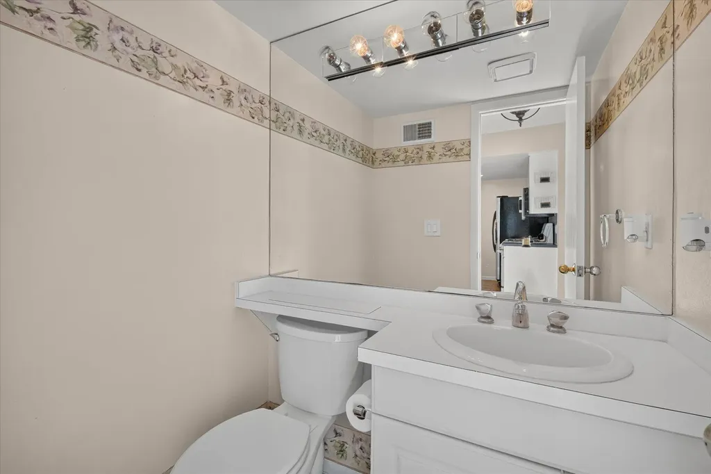 9579 Harbour Cove Court Ypsilanti Charter Township MI 48197