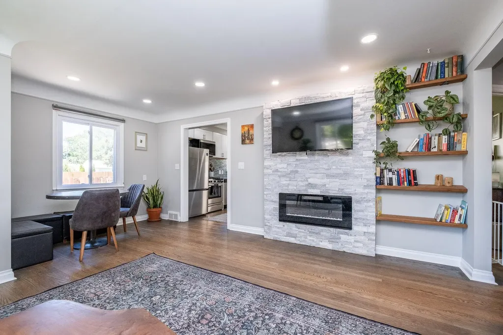 332 Normandy Road Royal Oak City MI 48073