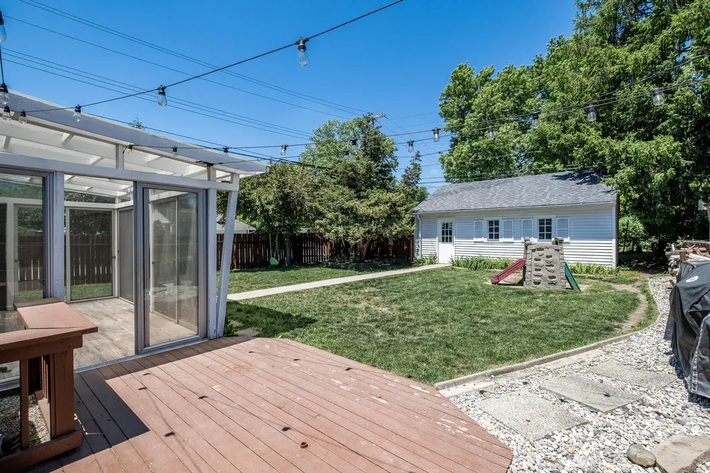 332 Normandy Road Royal Oak City MI 48073