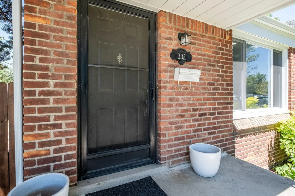 332 Normandy Road Royal Oak City MI 48073