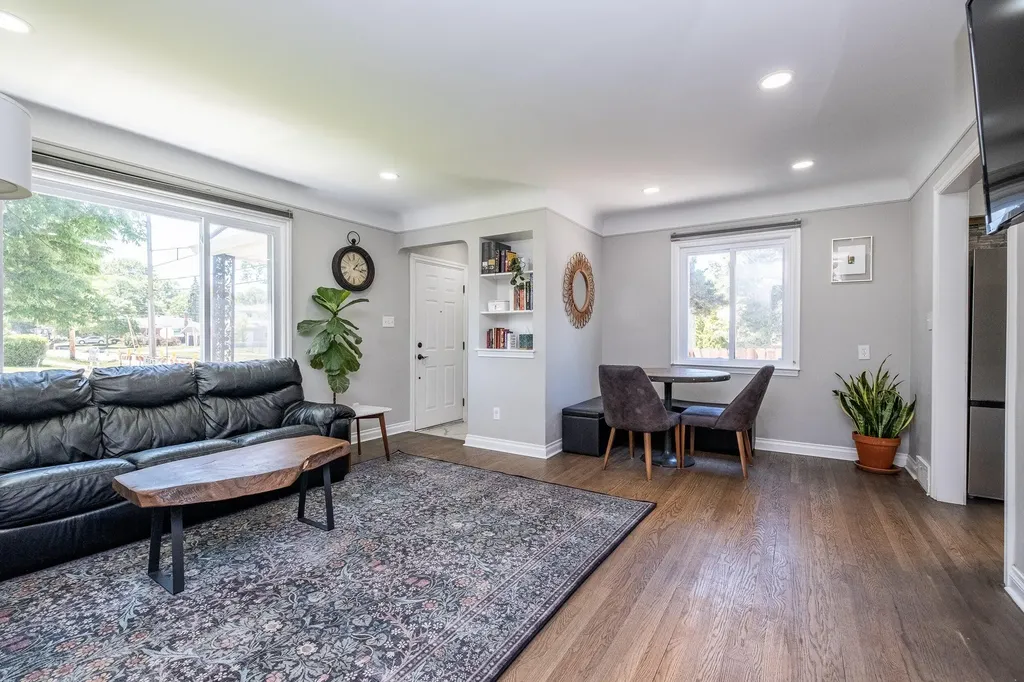 332 Normandy Road Royal Oak City MI 48073