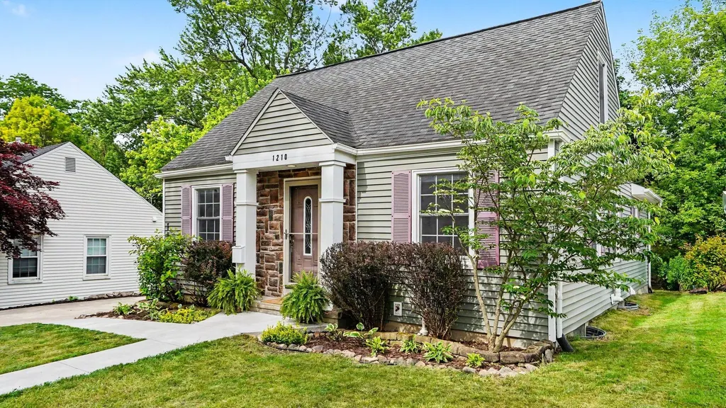 1210 Prescott Avenue Ann Arbor City MI 48103