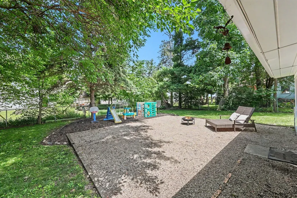 225 Smith Avenue Milan City MI 48160