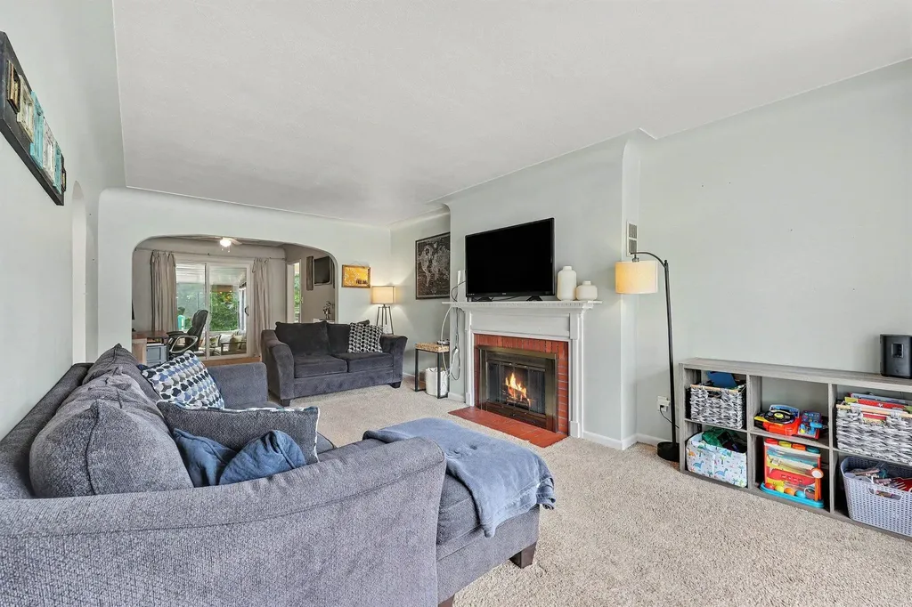 225 Smith Avenue Milan City MI 48160