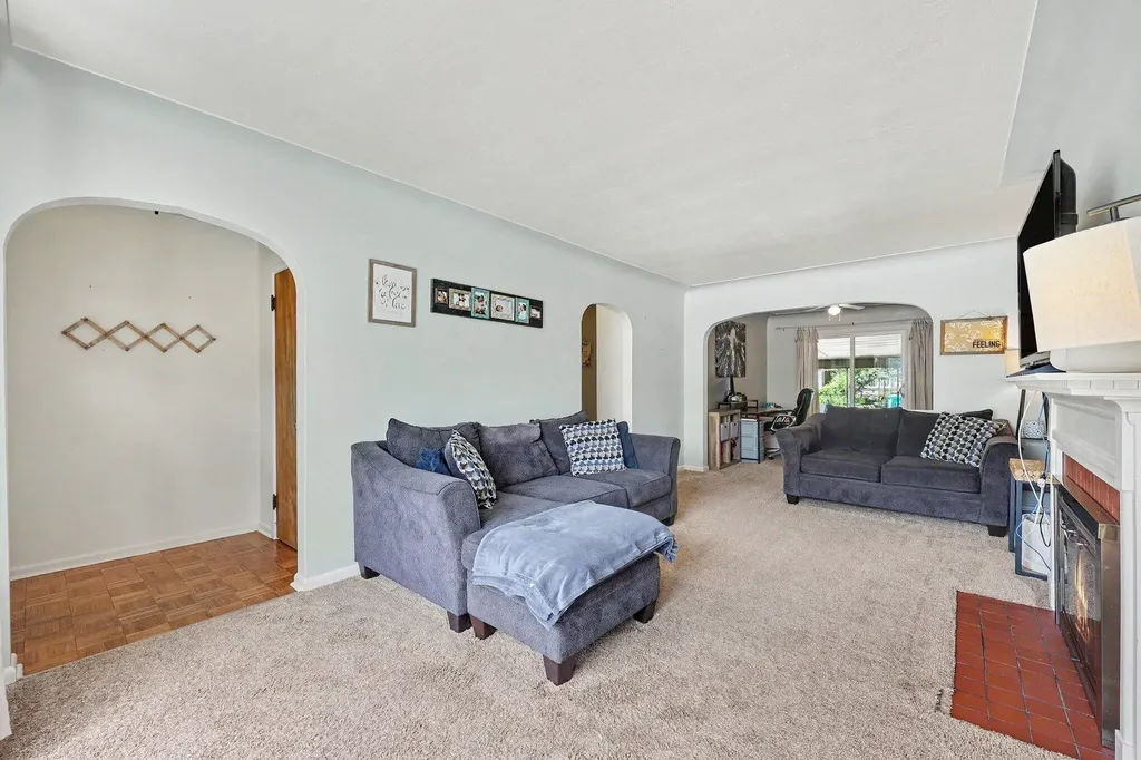 225 Smith Avenue Milan City MI 48160