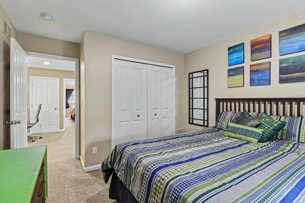 107 S Vista Auburn Hills City MI 48326