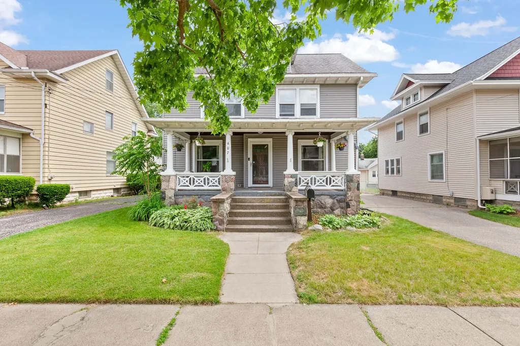 607 Harwood Street Jackson City MI 49203