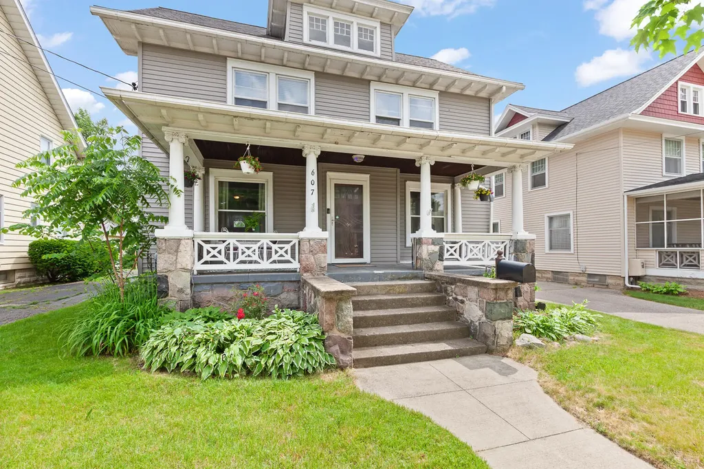 607 Harwood Street Jackson City MI 49203