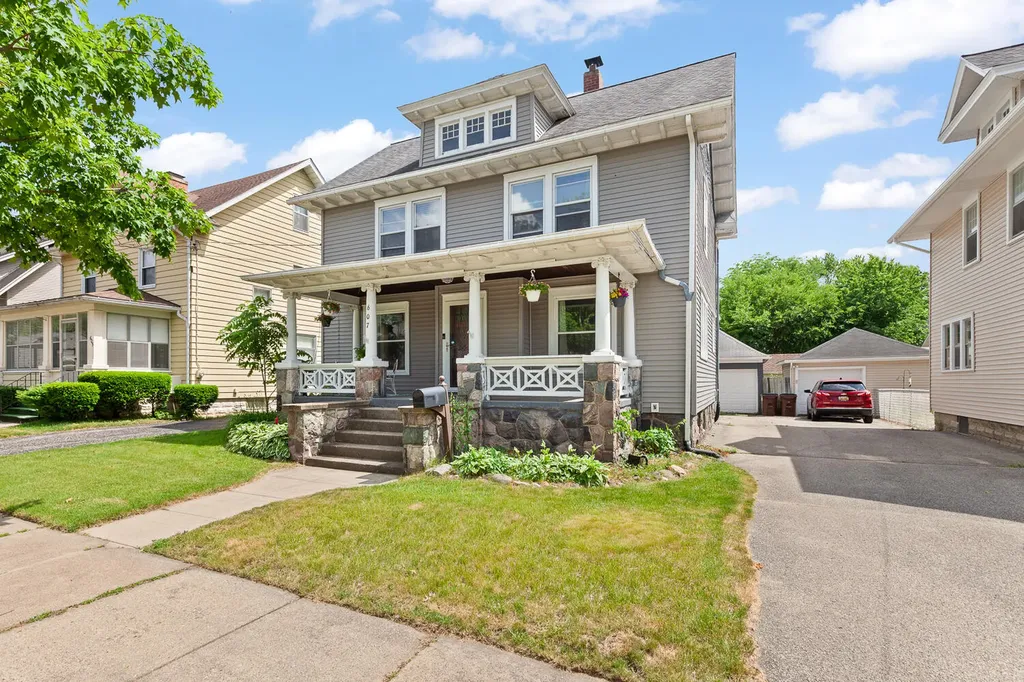 607 Harwood Street Jackson City MI 49203