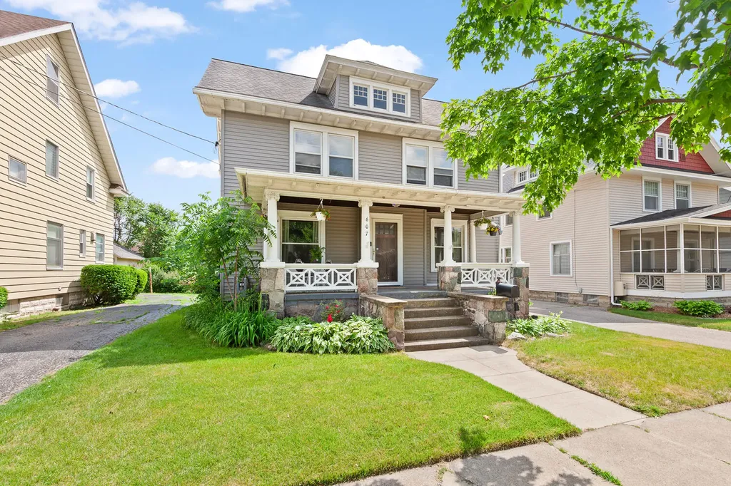 607 Harwood Street Jackson City MI 49203