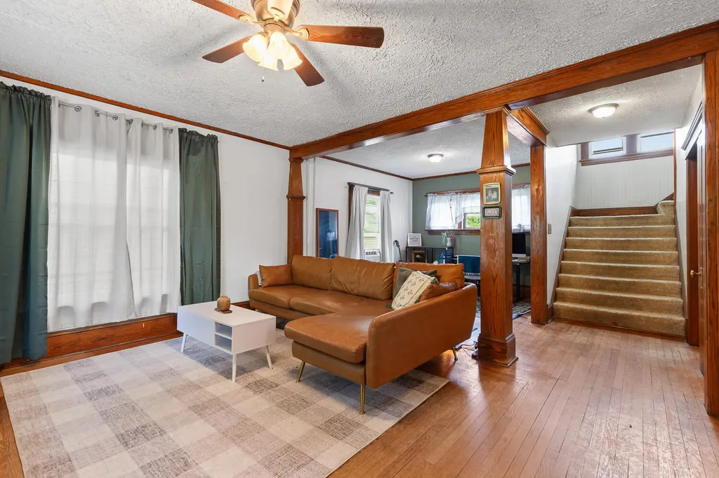 607 Harwood Street Jackson City MI 49203