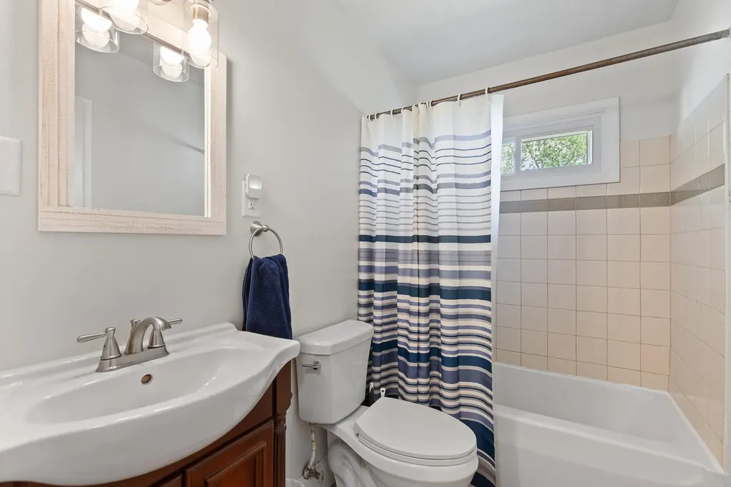 216 Lake Hills Drive Pulaski Township MI 49237
