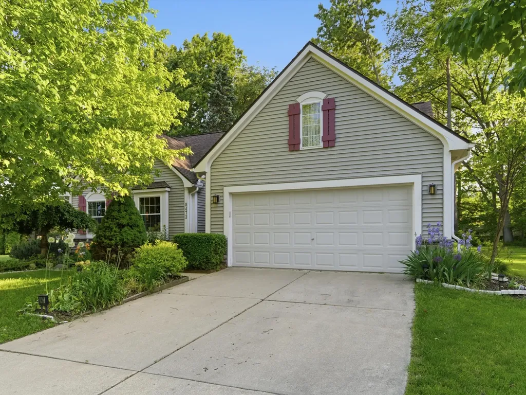 8473 Parkridge Drive Dexter City MI 48130