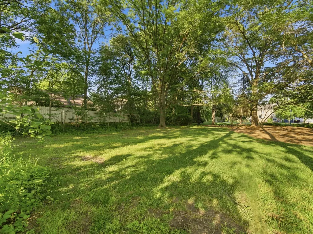 8473 Parkridge Drive Dexter City MI 48130