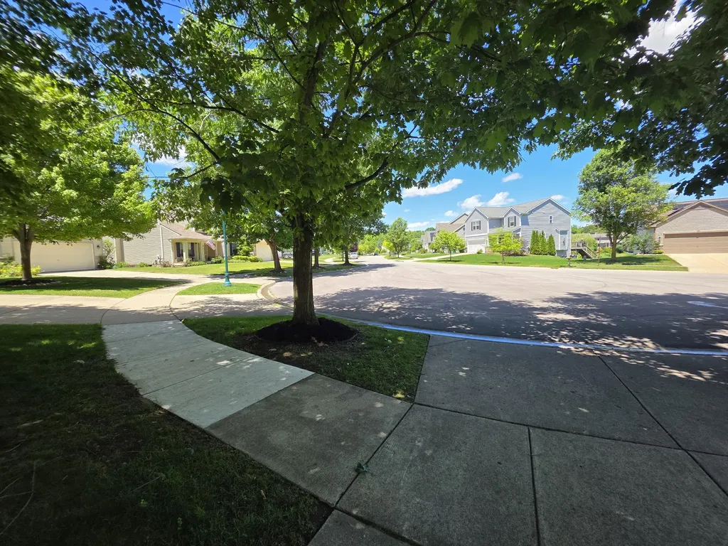 8473 Parkridge Drive Dexter City MI 48130
