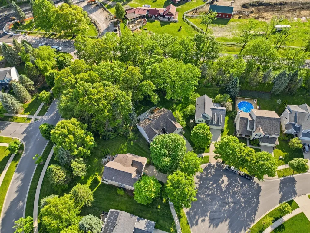 8473 Parkridge Drive Dexter City MI 48130