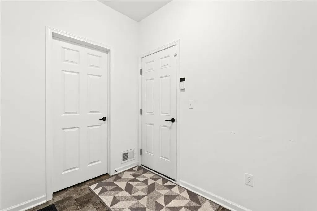50975 Baileys Landing Canton Charter Township MI 48187