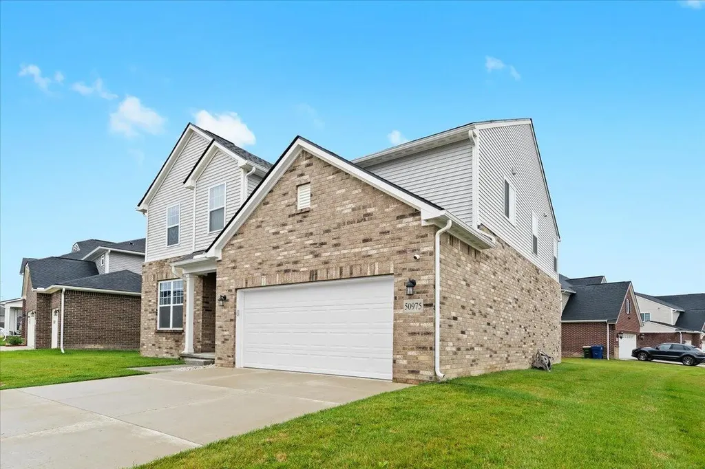 50975 Baileys Landing Canton Charter Township MI 48187