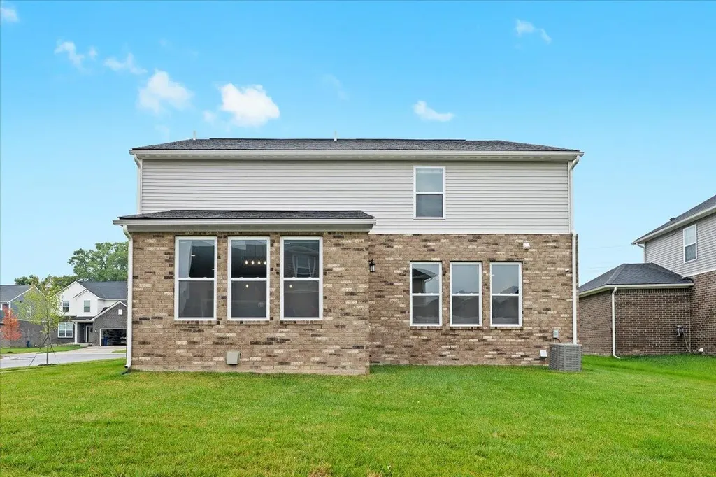 50975 Baileys Landing Canton Charter Township MI 48187