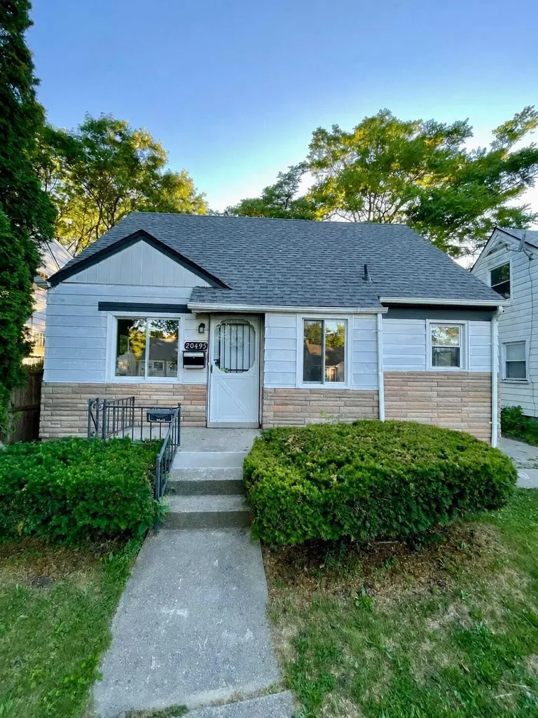 20495 Mendota Street Detroit City MI 48221
