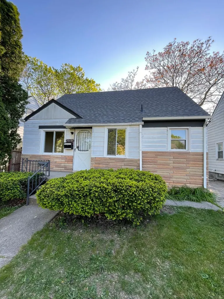 20495 Mendota Street Detroit City MI 48221
