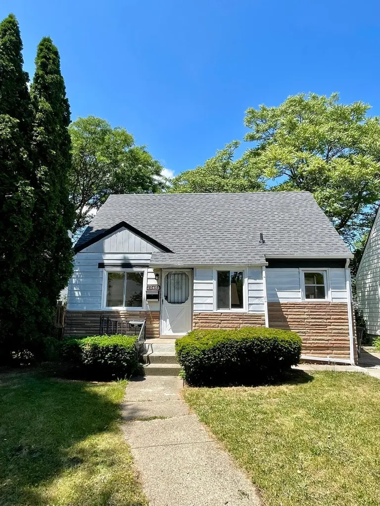 20495 Mendota Street Detroit City MI 48221
