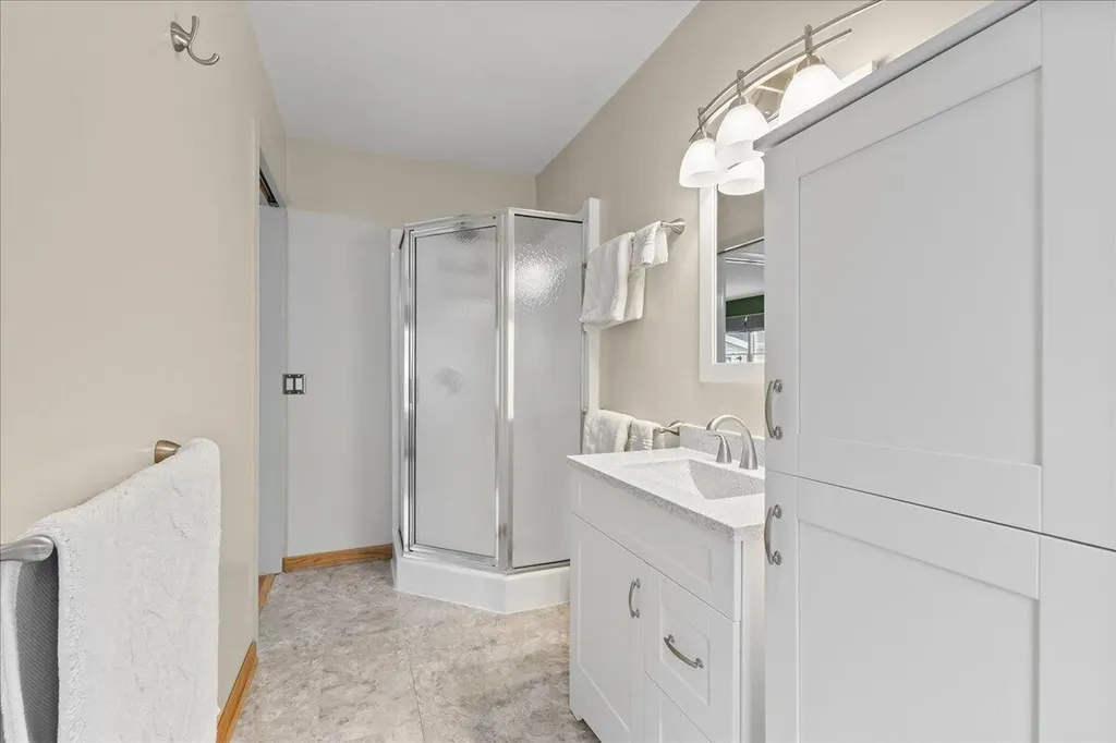 681 Archwood Drive Ann Arbor City MI 48103