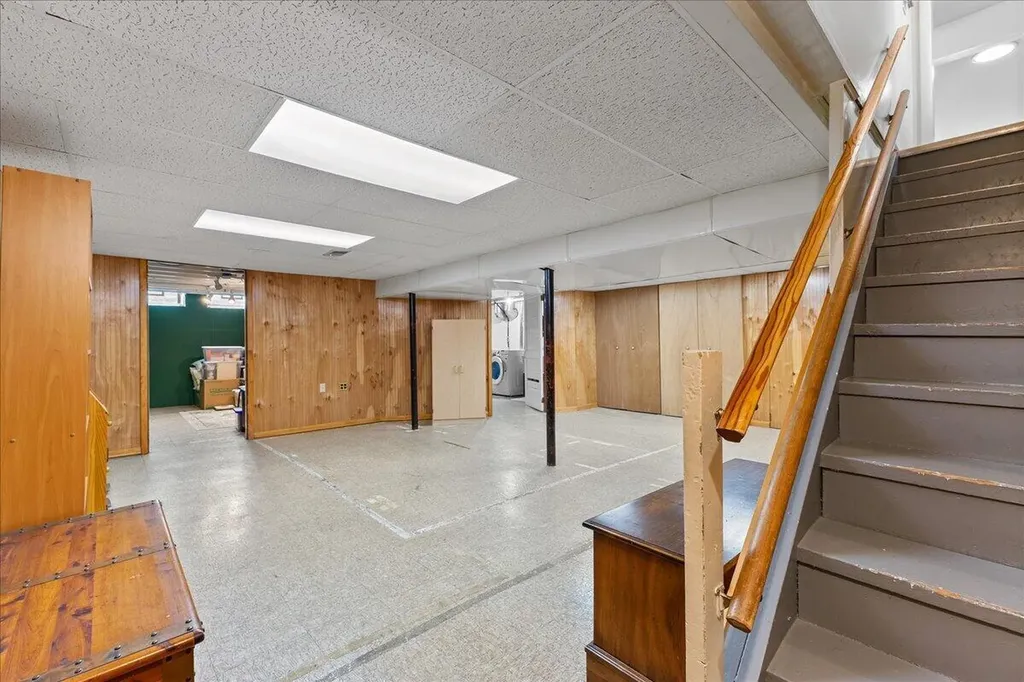 681 Archwood Drive Ann Arbor City MI 48103
