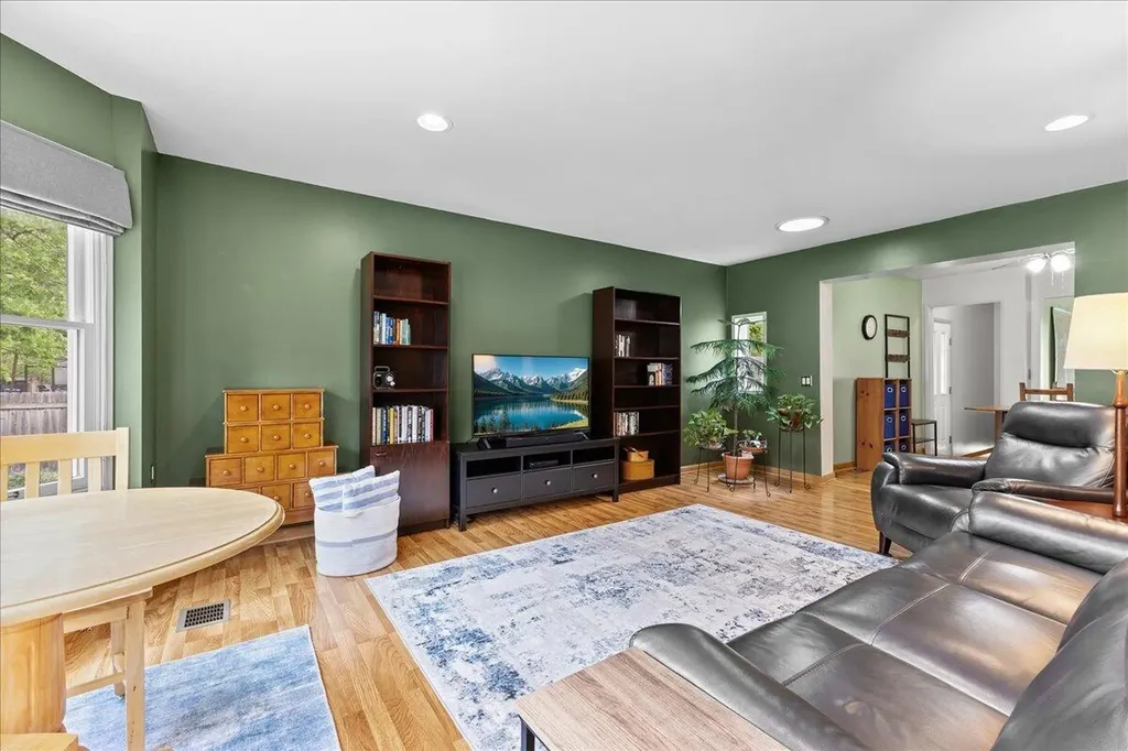 681 Archwood Drive Ann Arbor City MI 48103