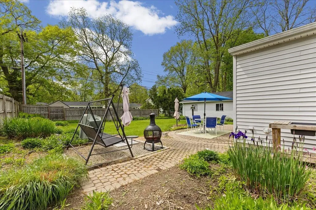 681 Archwood Drive Ann Arbor City MI 48103