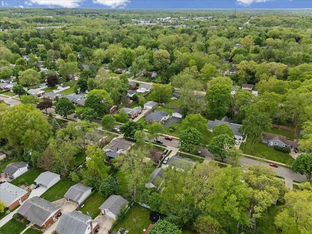 681 Archwood Drive Ann Arbor City MI 48103