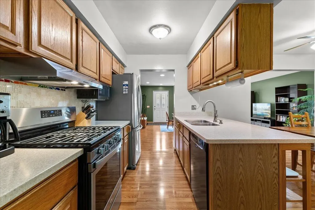 681 Archwood Drive Ann Arbor City MI 48103