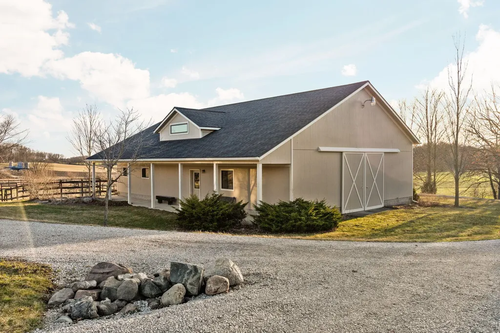 5665 Braun Road Saline Township MI 48176