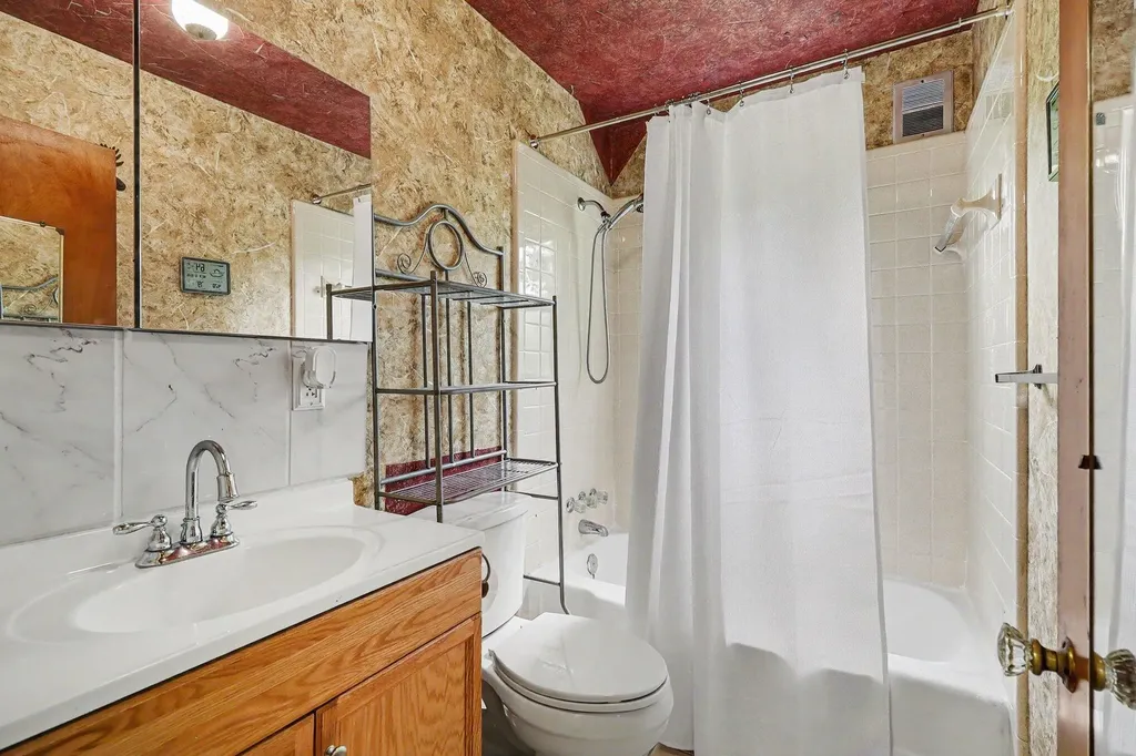 10624 Borgman Avenue Van Buren Charter Township MI 48111