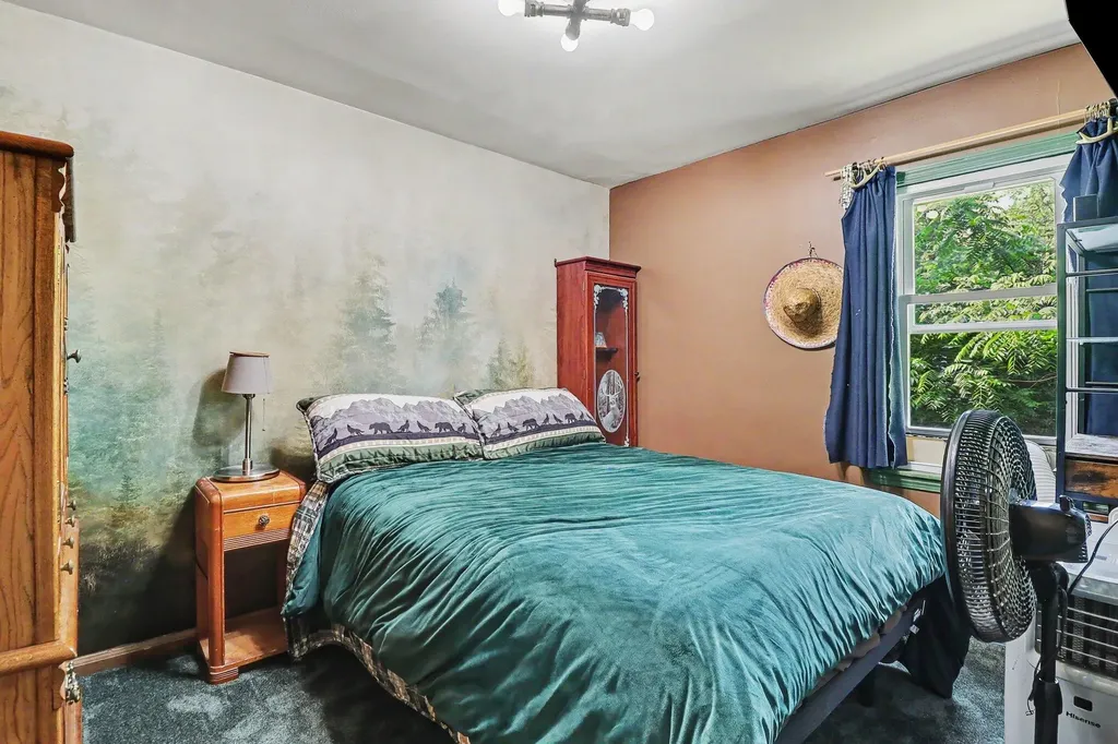 10624 Borgman Avenue Van Buren Charter Township MI 48111