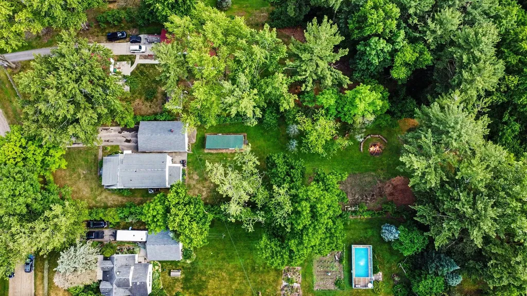10624 Borgman Avenue Van Buren Charter Township MI 48111