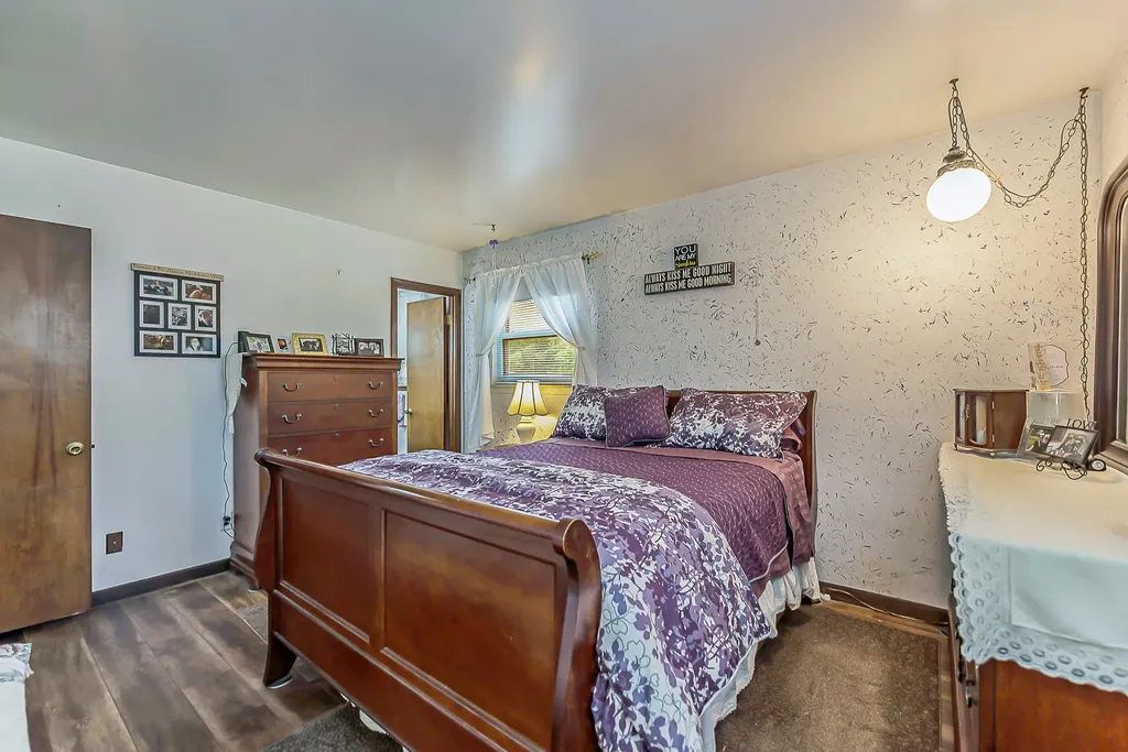 4338 Swarthout Road Hamburg Township MI 48169