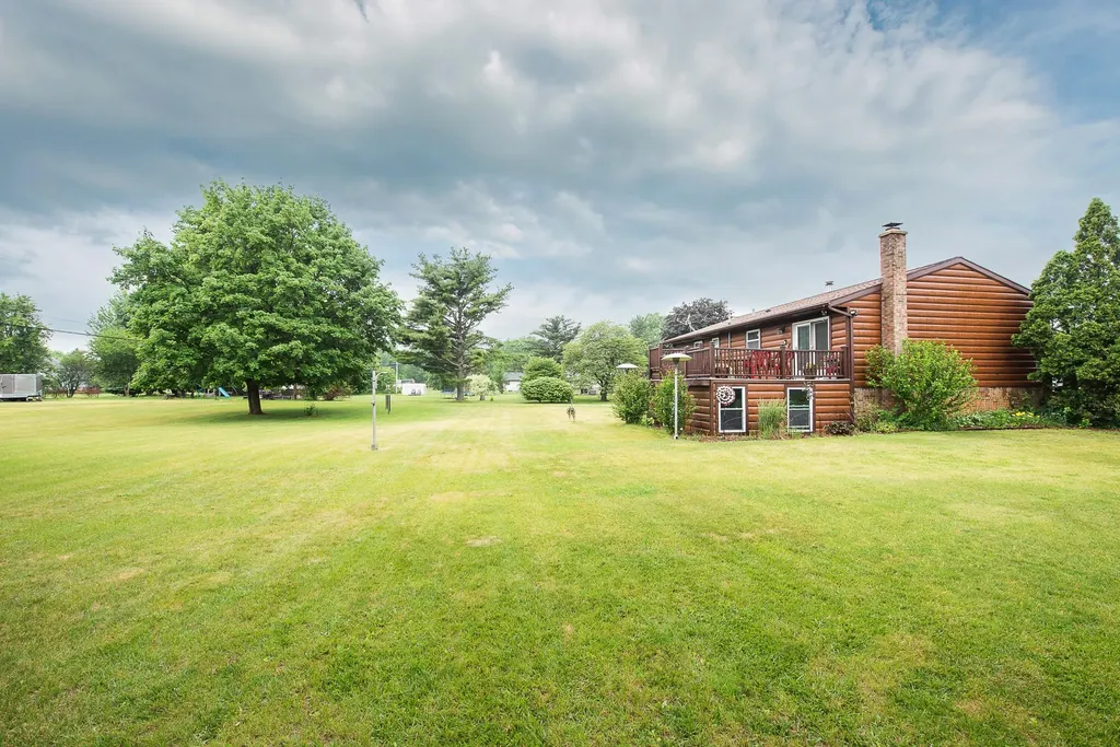 4338 Swarthout Road Hamburg Township MI 48169