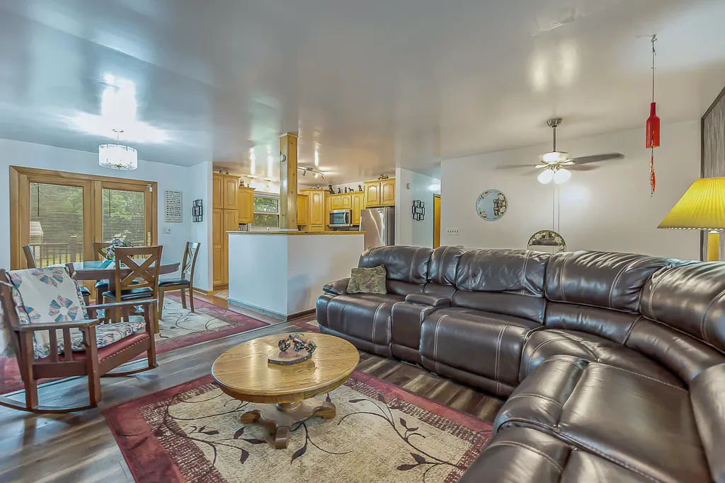 4338 Swarthout Road Hamburg Township MI 48169