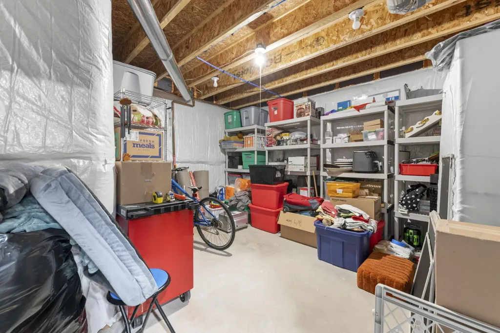 3088 Madison Street Wixom City MI 48393
