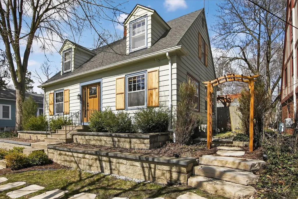 1732 Jackson Avenue Ann Arbor City MI 48103