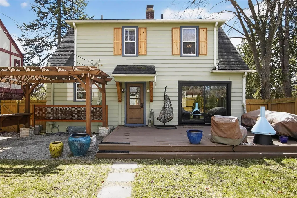 1732 Jackson Avenue Ann Arbor City MI 48103
